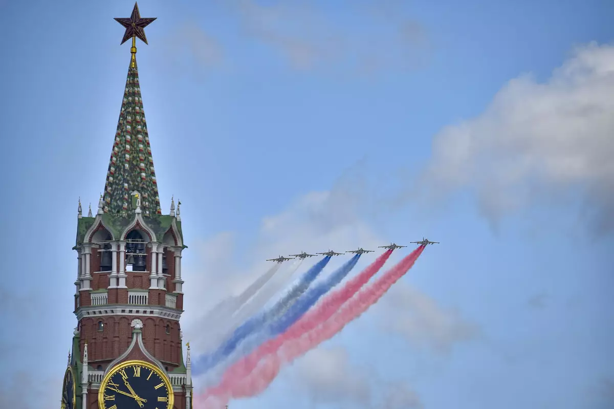 Как отдыхаем 12 июня на День России: число рабочих дней и выходных
