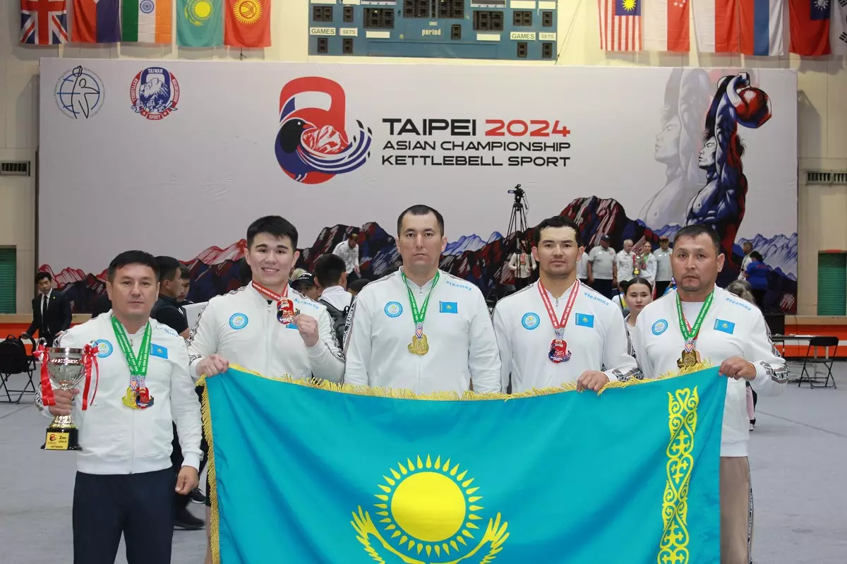 Мангистауские спортсмены завоевали шесть золотых медалей на чемпионате Азии по гиревому спорту