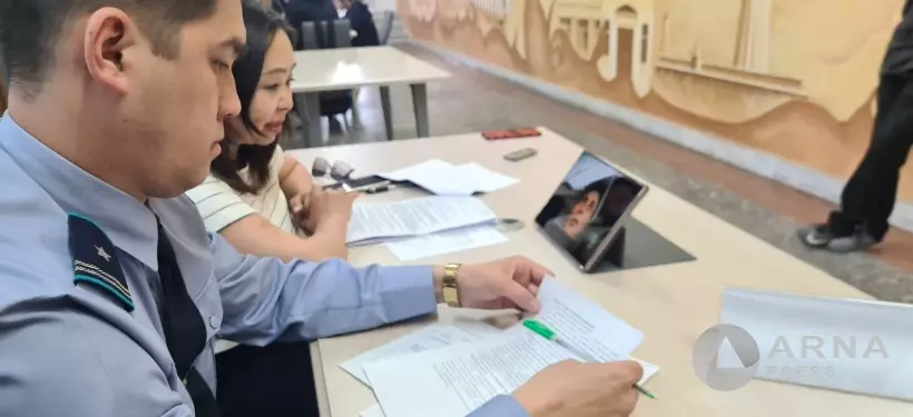 Казахстанец не может получить паспорт в Южной Корее: необычную правовую онлайн-консультацию провели в Семее