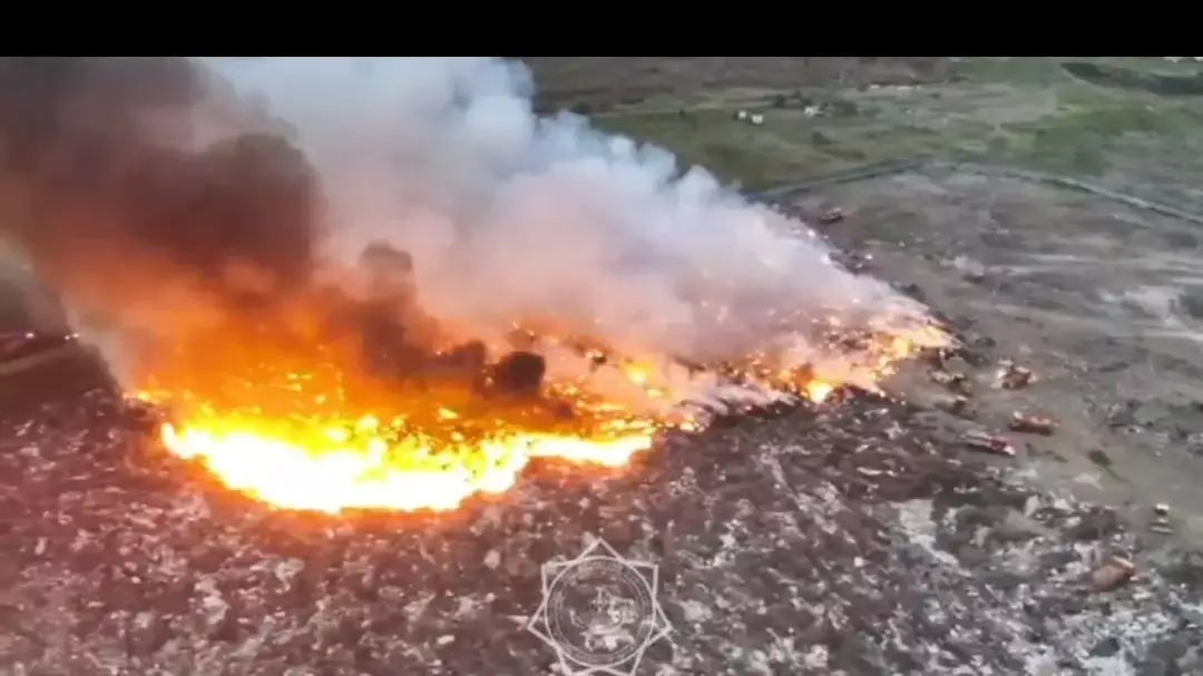 Пожар на свалке в ЗКО показали с высоты птичьего полета
