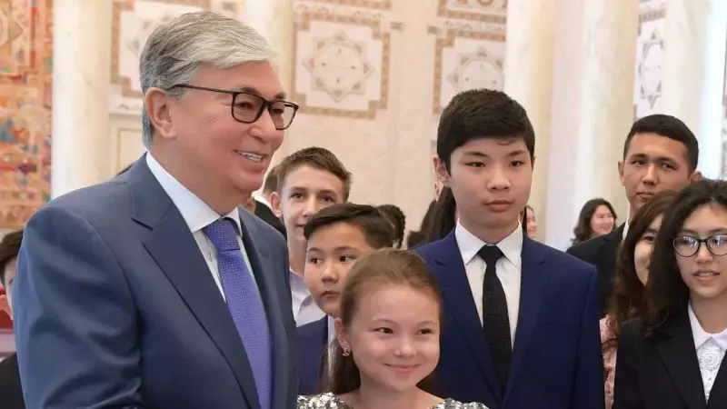 Токаев обратился к казахстанцам в день защиты детей
