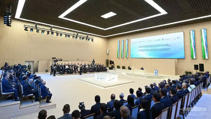Мирзиёев запустил строительство ГХК на 5 млрд долларов в Бухарской области