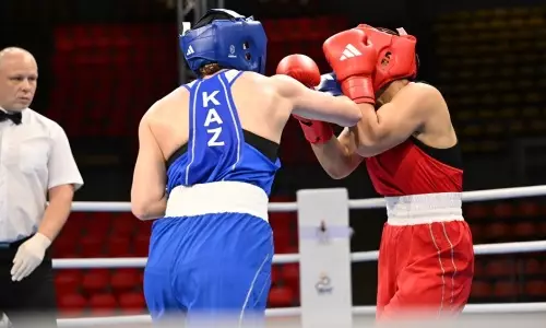 Видео боя Казахстана с избиением и нокдауном за Олимпиаду-2024