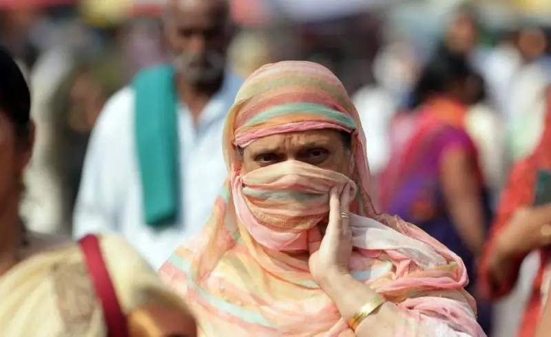 Около 50 погибших: рекордная жара в Индии "сжигает" страну
