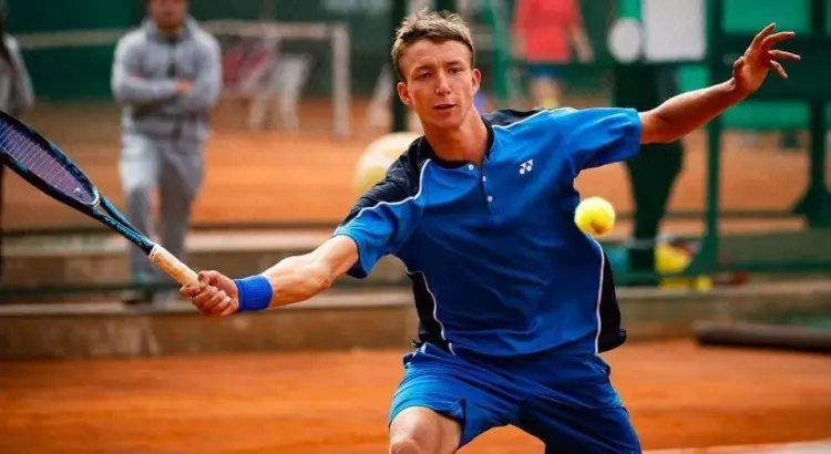 Казахстанец стал чемпионом турнира по теннису
