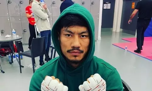 Непобежденный казахстанский нокаутер показал видео тренировки перед возвращением на ринг