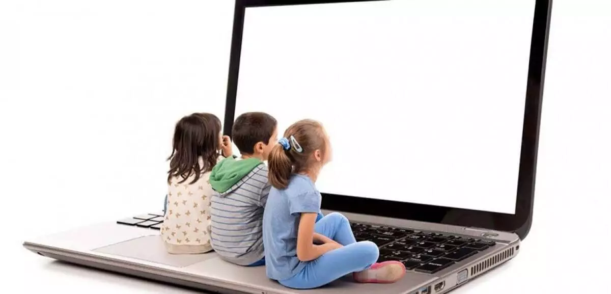 Интернет балалар үшін несімен қауіпті