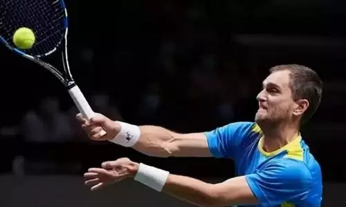 Лучший теннисист Казахстана вылетел с «Ролан Гаррос»