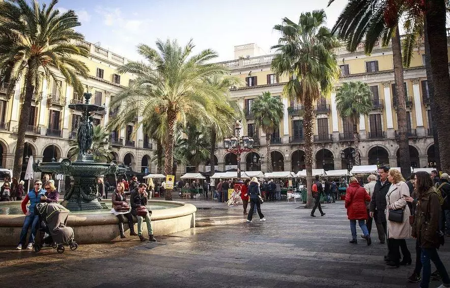 Недостаток воды ставит под вопрос будущее туризма в Барселоне
