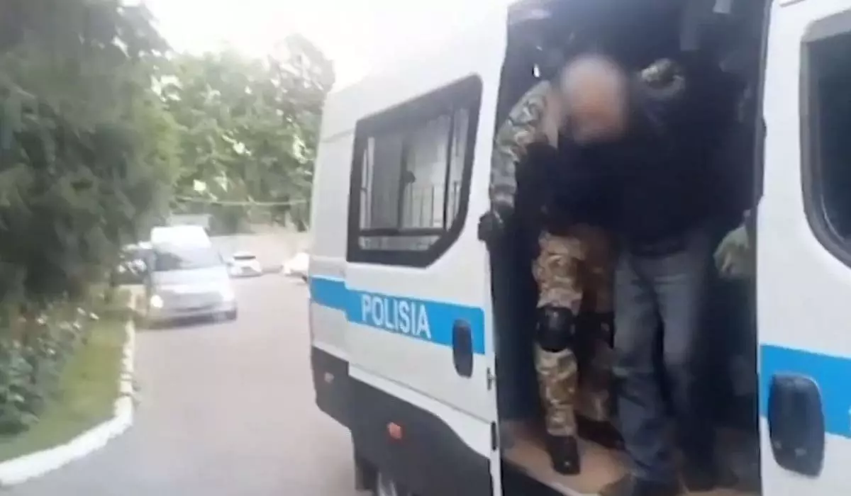 Похищение и убийство: скрывавшегося в Бельгии казахстанца доставили в Алматы (ВИДЕО)