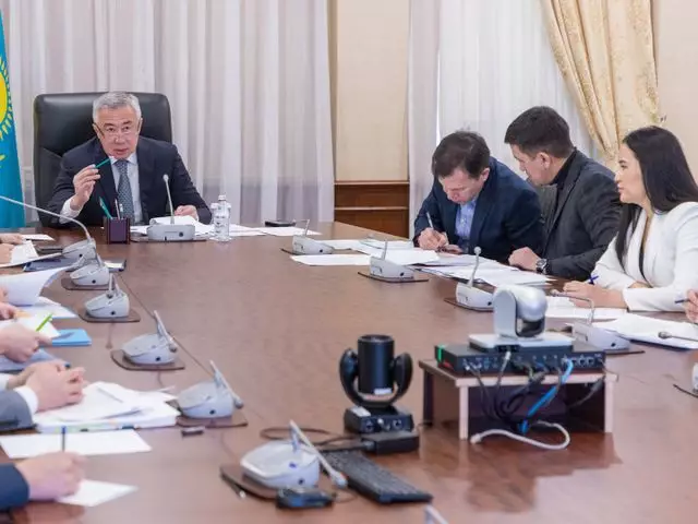 В Казахстане впервые за 4 года зафиксировали дефляцию на продтовары