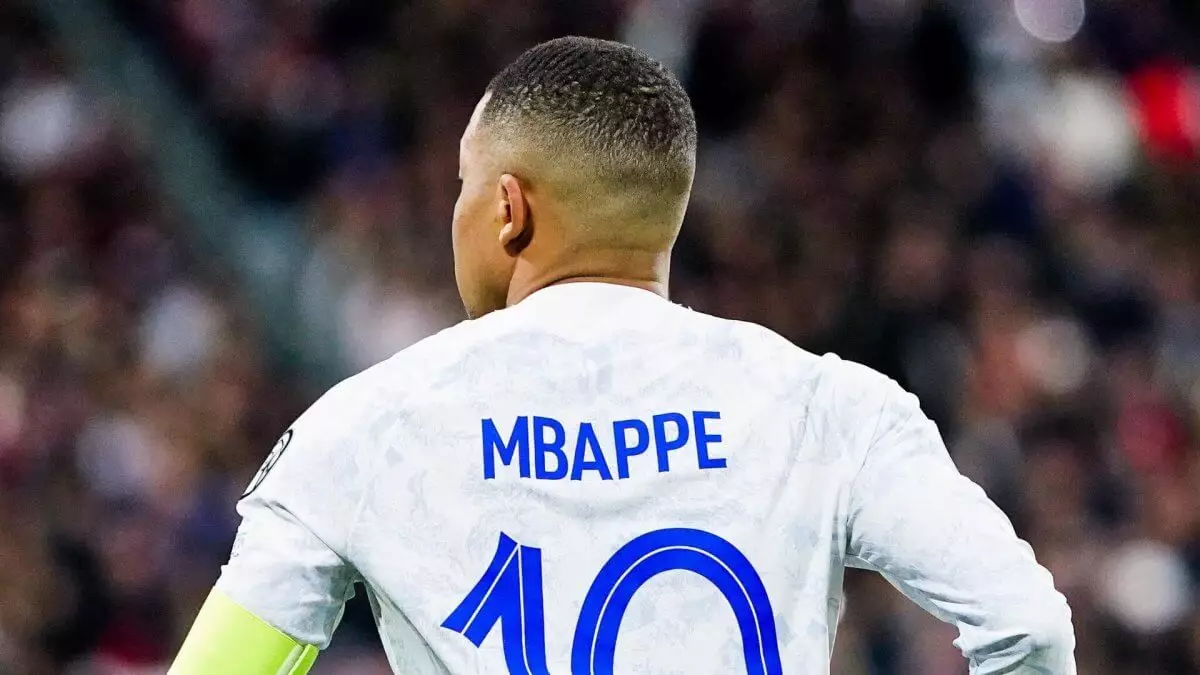 Официально: Мбаппе стал игроком «Реала»