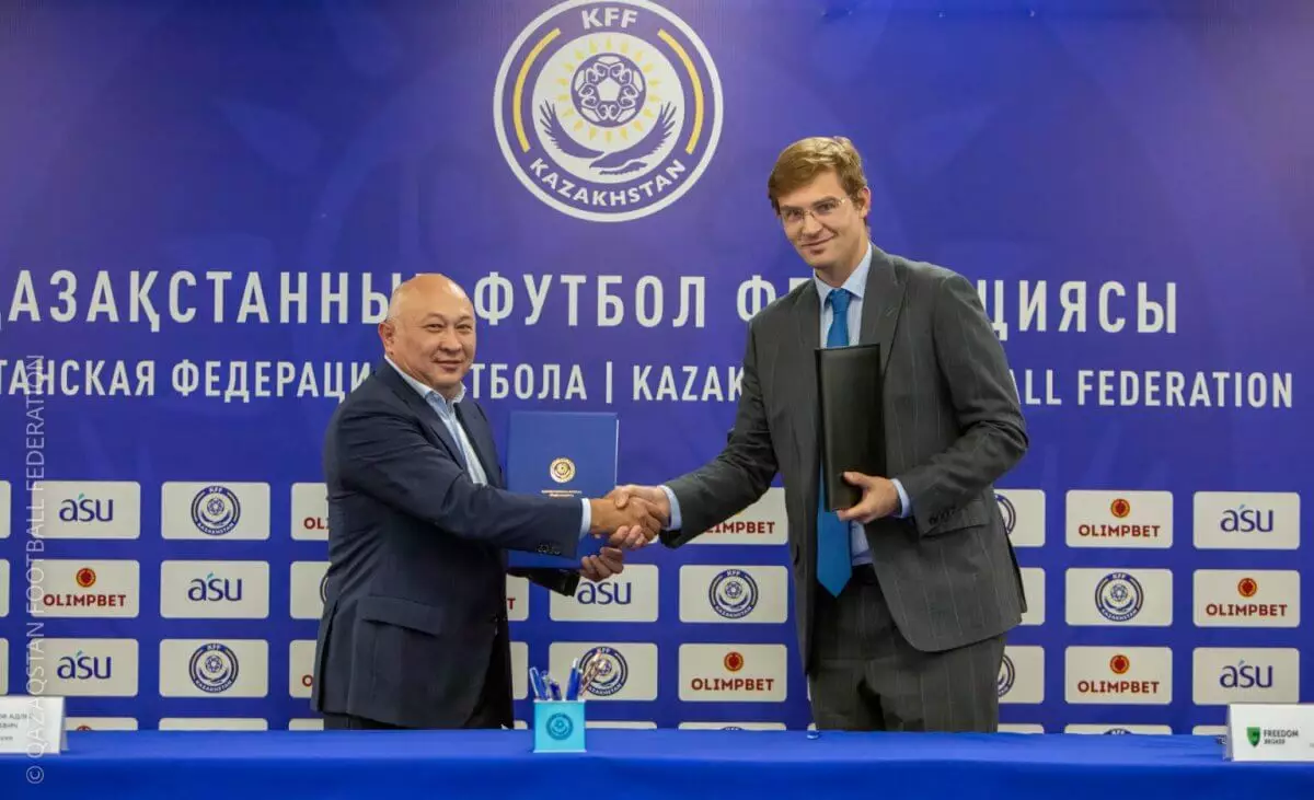 Министр спорта Казахстана высказался о назначении Тимура Турлова президентом КФФ