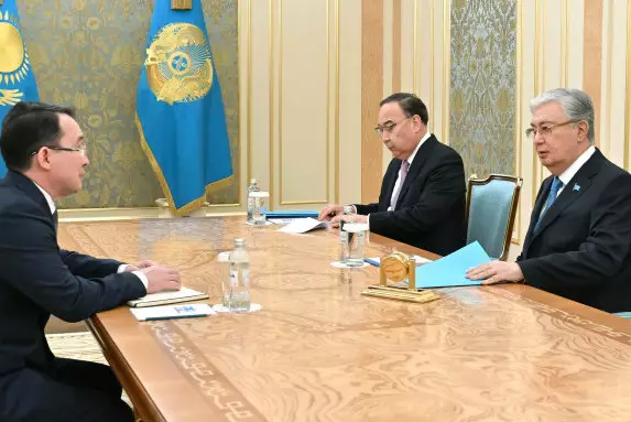 Касым-Жомарт Токаев принял посла Казахстана в Беларуси