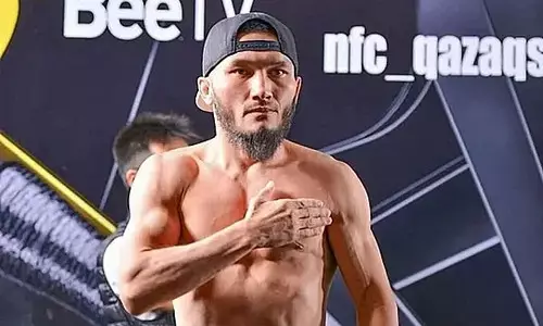Известный казахстанский боец подерется за титул чемпиона