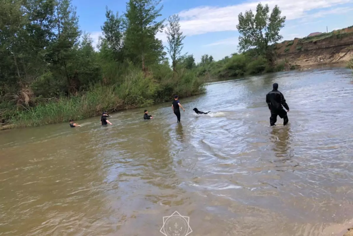 13-летнего ребенка ищут спасатели в Актюбинской области