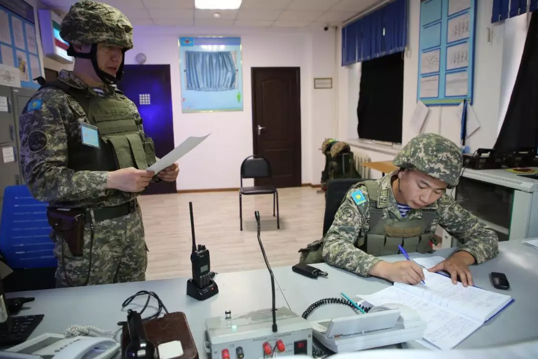 Вооруженные силы Казахстана подняты по тревоге