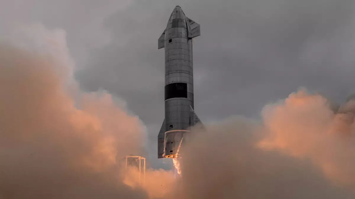 SpaceX показала, как выглядит возвращение Starship из космоса. (ВИДЕО)