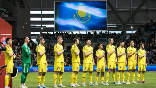 Казахстан получил бонус от ФИФА после подписания Черчесова