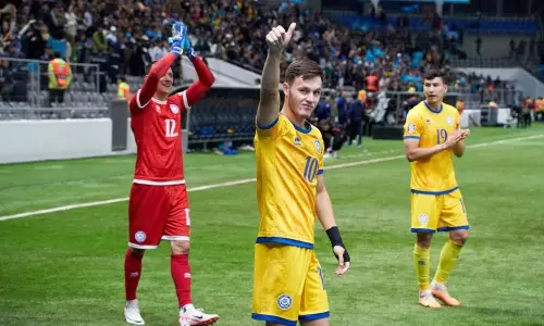 Казахстан получил бонус от ФИФА после назначения Станислава Черчесова