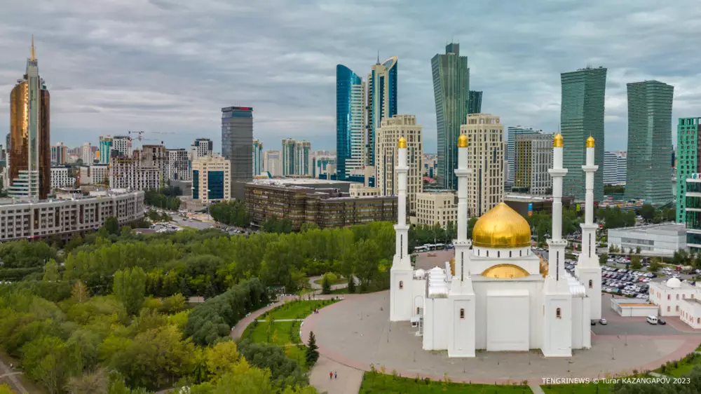 Казахстанцам объяснили отмену выходного на Курбан айт