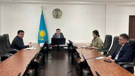Страны Центральной Азии скоординируют усилия в эффективном контроле за саранчовыми