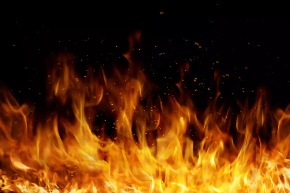 Ночной поджигатель аттракциона в технопарке Шымкента попал на видео