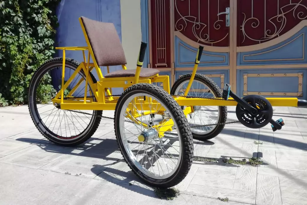 Абдоминальный хирург из Шымкента создает удивительные ретро-велосипеды