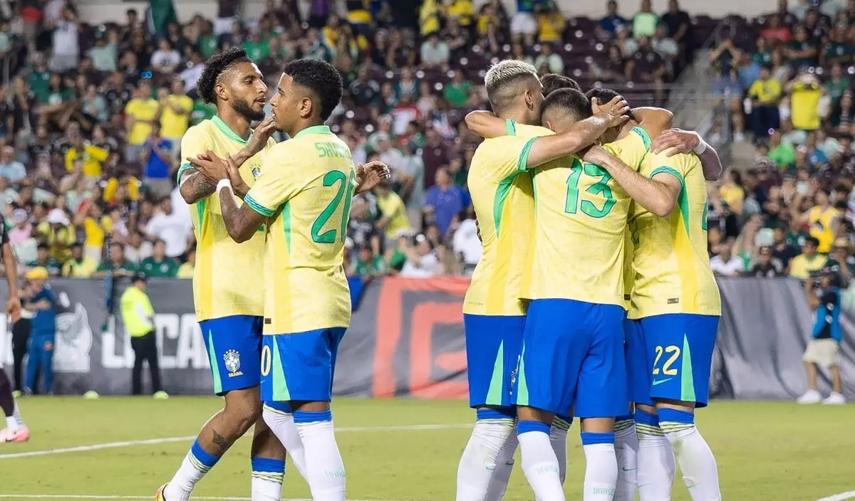 Сборная Бразилии обыграла Мексику, Эндрик забил победный гол на 90+6-й минуте