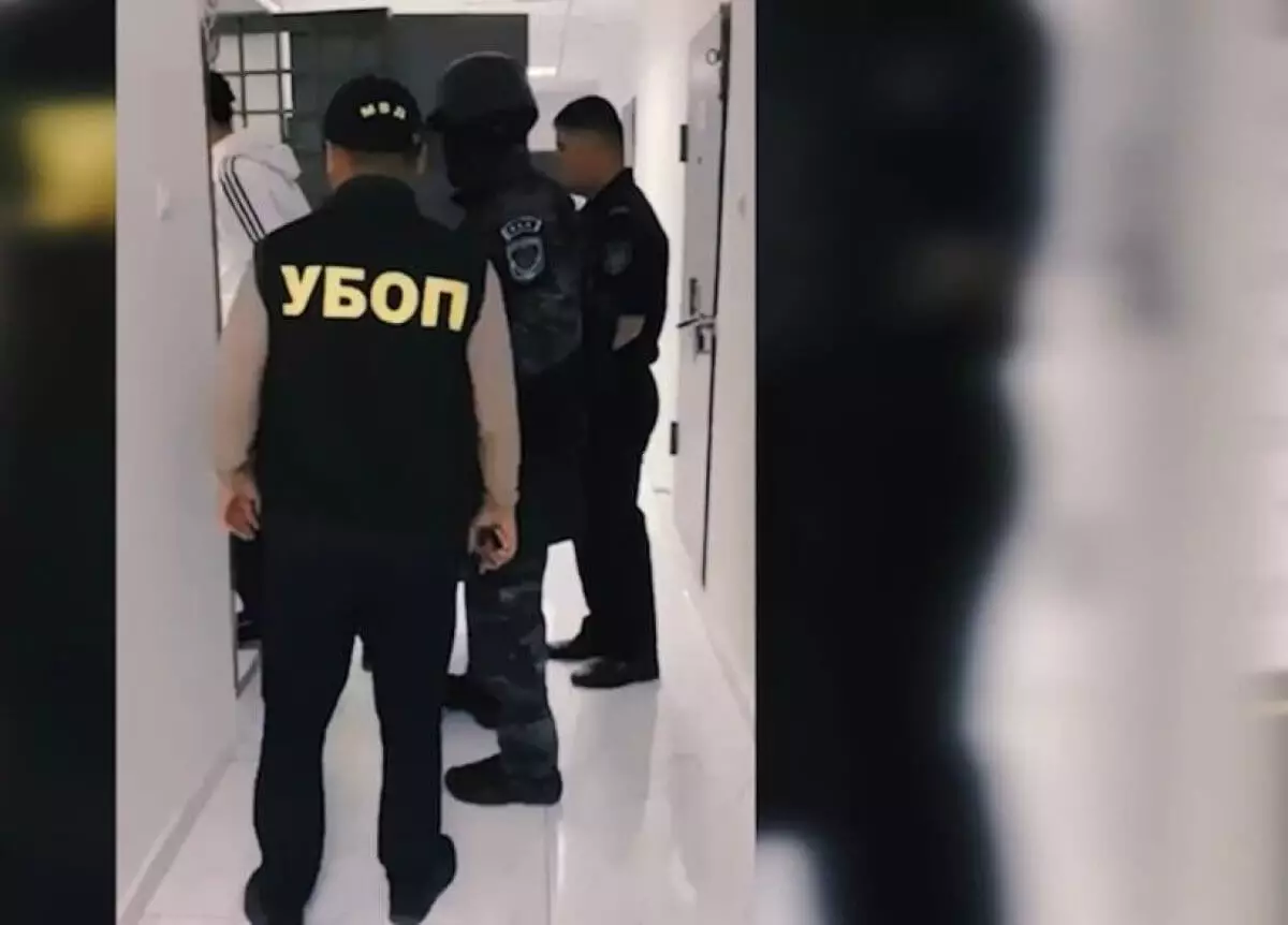 Похищали людей, отбирали имущество: МВД показал на видео задержание бандитов в Кызылорде