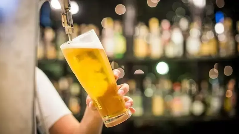 Как употребление пива влияет на здоровье костей