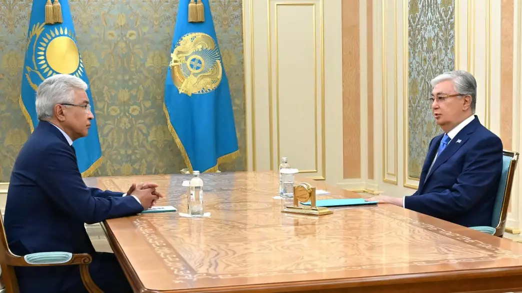 Тасмағамбетов Президентке  Ұйым жоспарының орындалу барысы жөнінде мәлімет берді