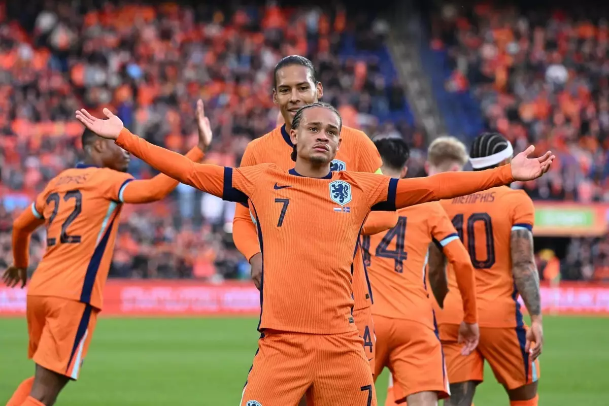 Сборная Нидерландов в товарищеском матче разгромила Исландию