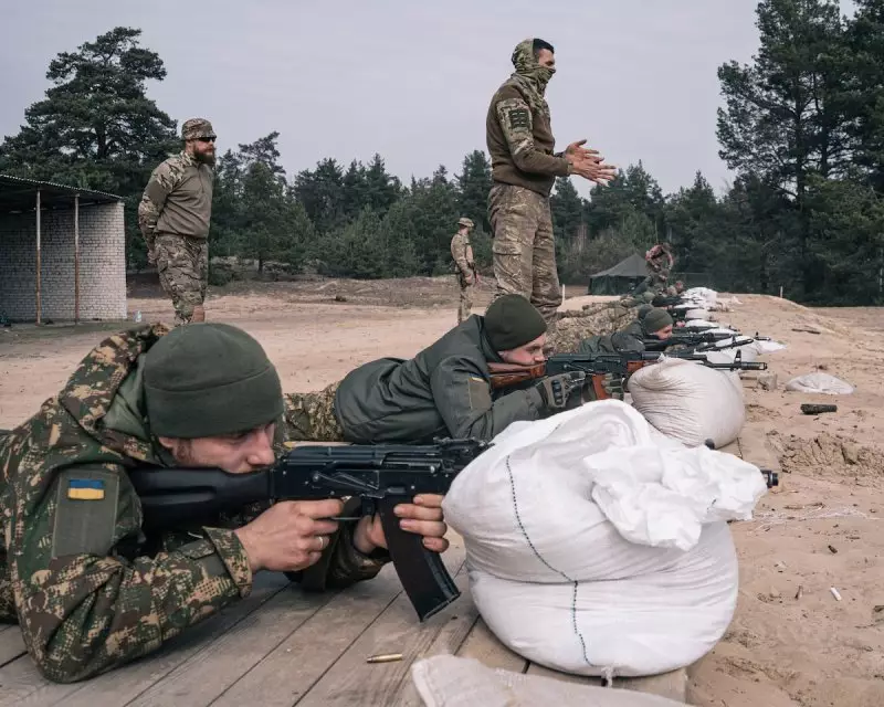 США сняли запрет на использование американского оружия бойцами украинского "Азова"