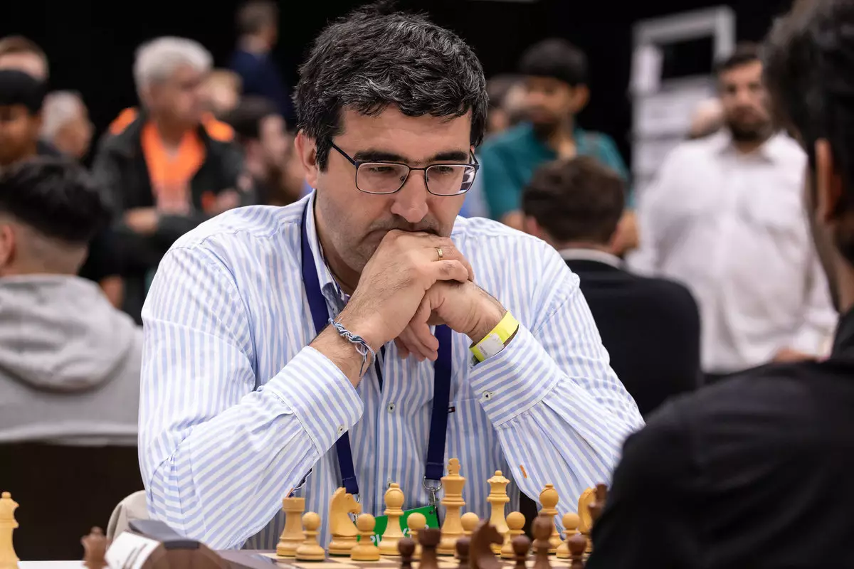 Крамник проиграл «матч года» перуанцу Жоспему. Короля «титульных вторников» обвиняли читерстве