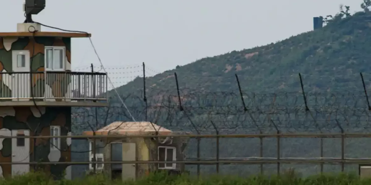 Предупредительные выстрелы нанесли военнослужащие Южной Кореи по КНДР