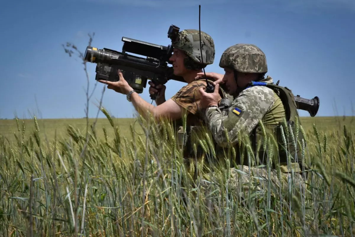 Украинский батальон «Азов» получит оружие из США