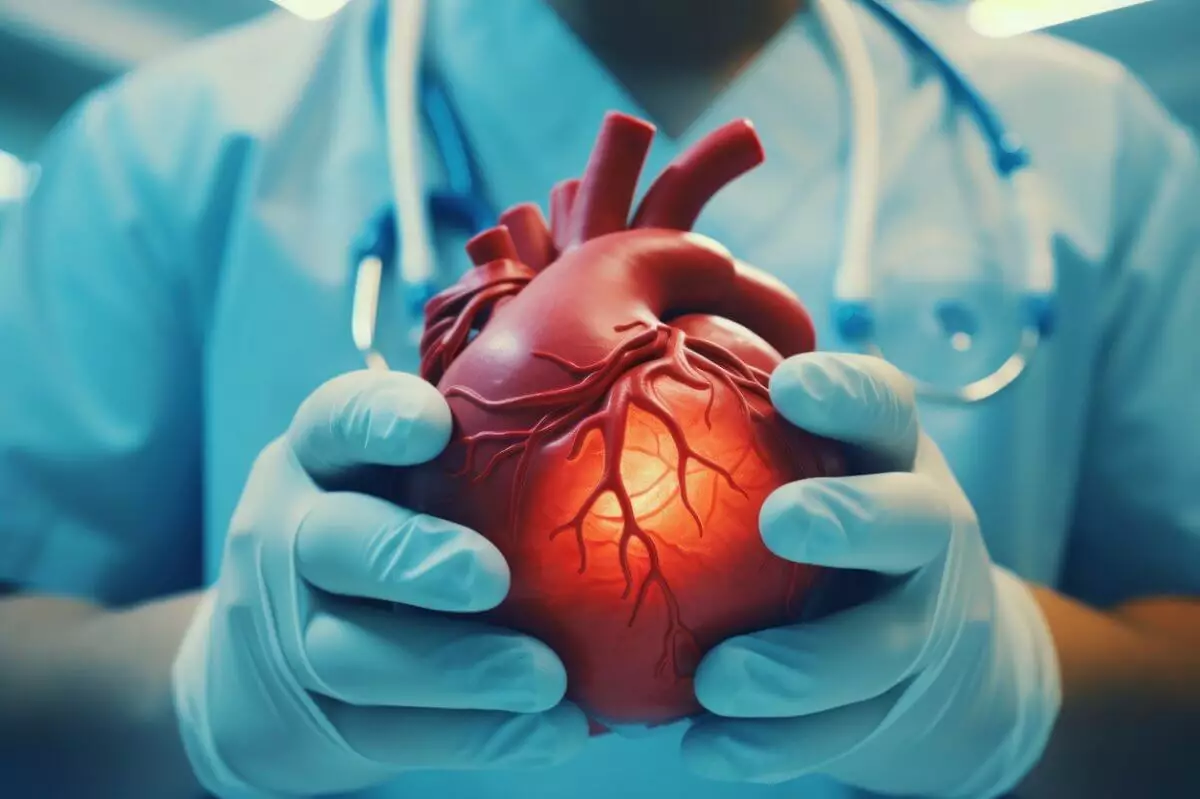 Имплантацию искусственного сердца провели кардиологи в Шымкенте