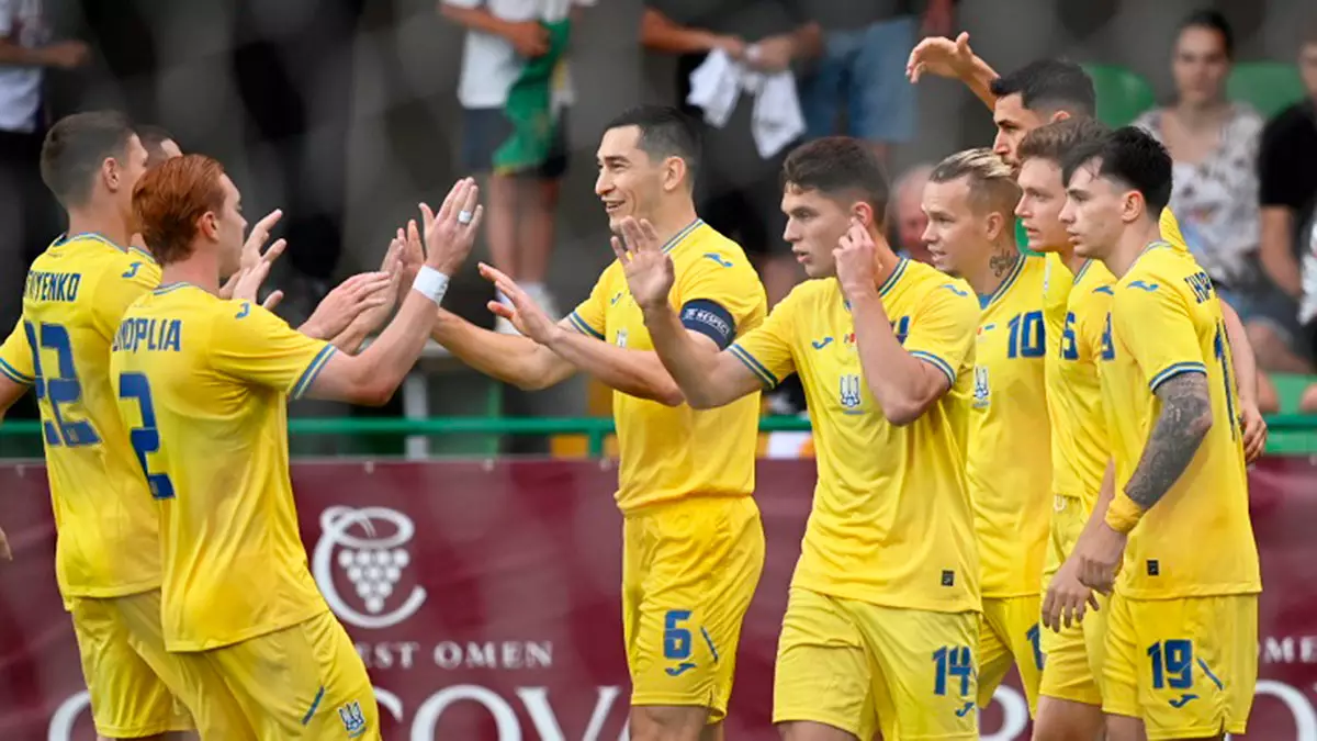 Украина оторвалась на Молдавии перед Евро. Но потеряла ключевого игрока из АПЛ