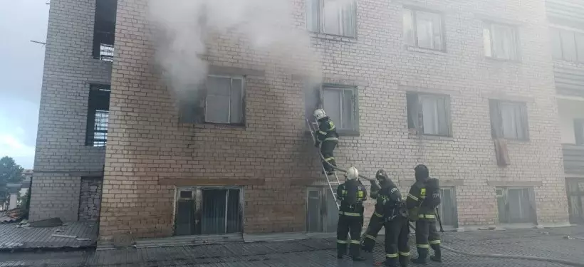 Пожар произошел в одной из гостиниц Семея