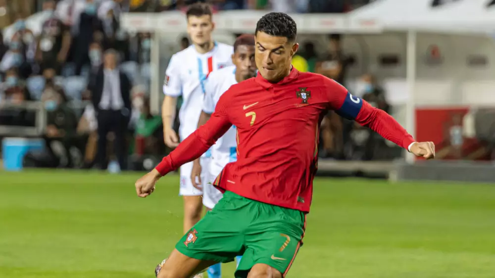 Роналду оформил дубль в рекордном матче за сборную Португалии