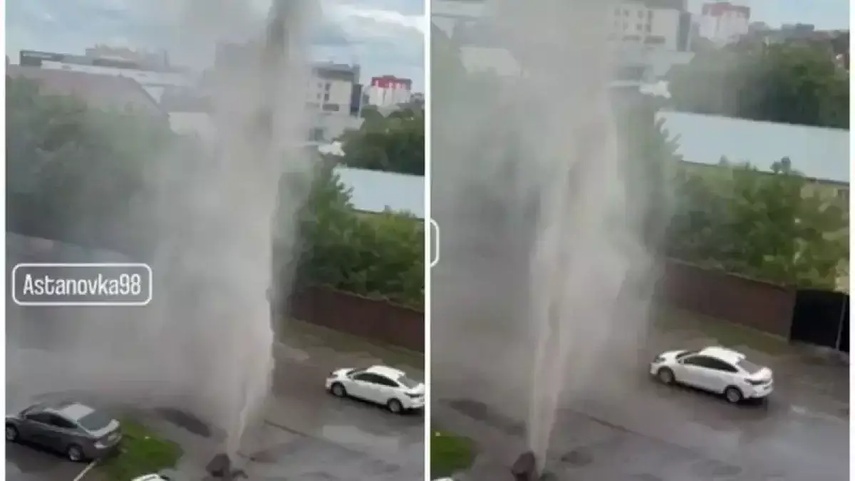 Мощный фонтан прорвался из канализационного люка в Астане