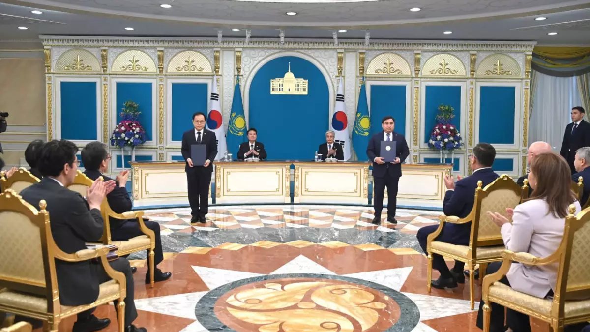 По итогам переговоров президенты Казахстана и Кореи приняли Совместное заявление