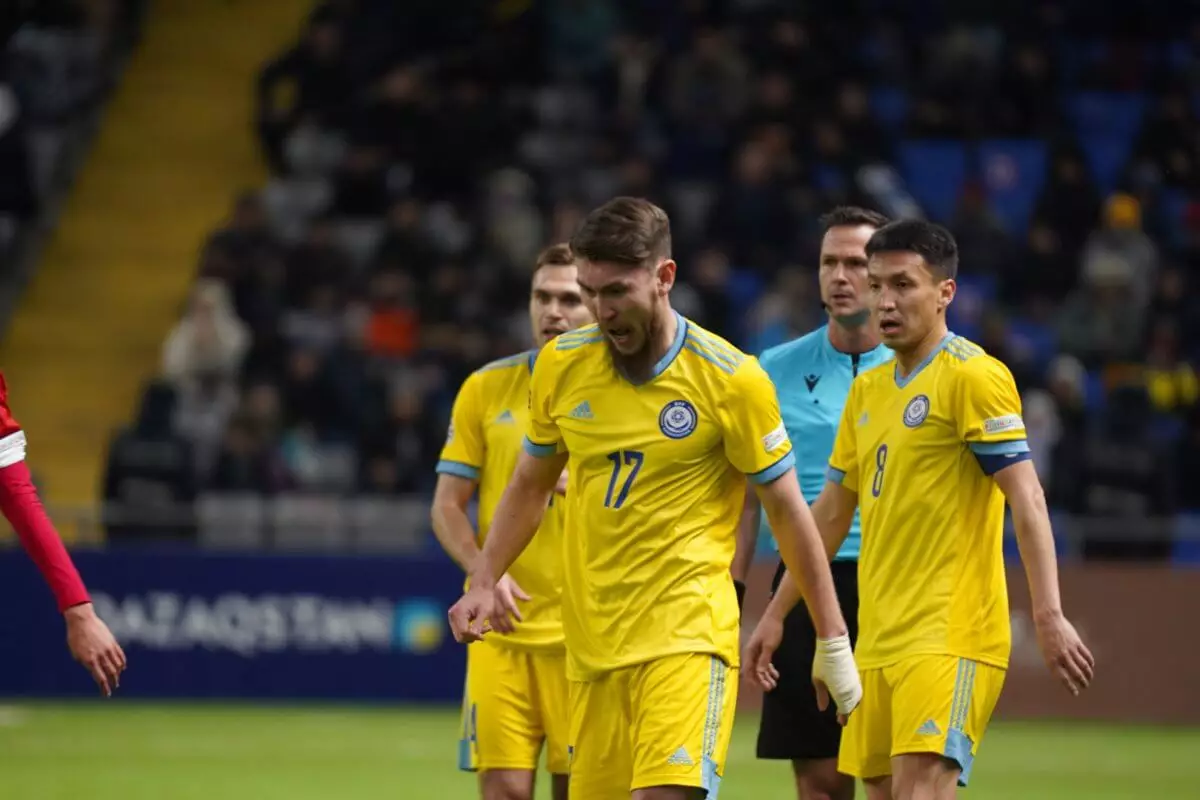 Сборная Казахстана рухнула вниз в рейтинге ФИФА