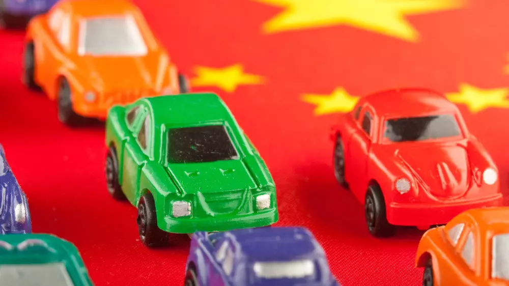 Наплыв подержанных авто из Китая угрожает рынку Казахстана