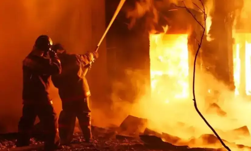 Полсотни человек погибли при пожаре в жилом доме Кувейта