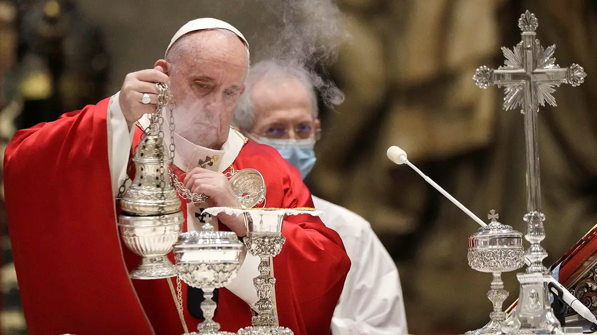 Папа Франциск оскорбил геев-семинаристов
