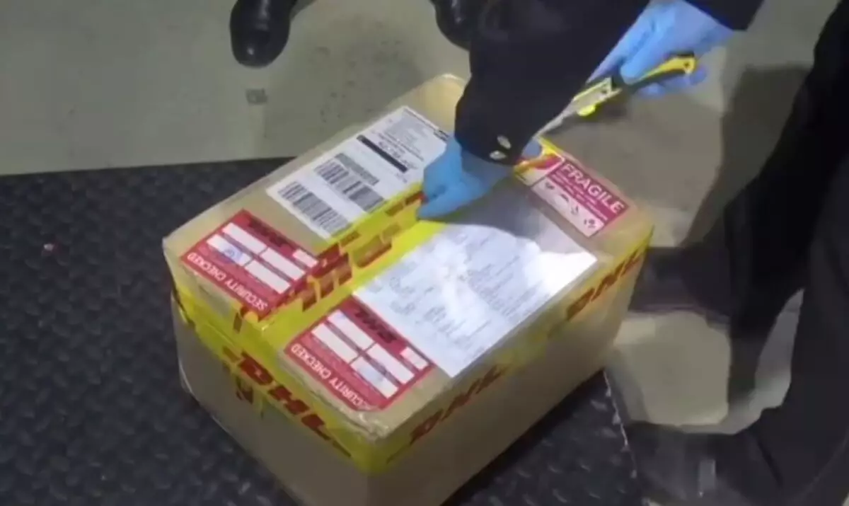 Наркотики обнаружили в посылках из Таиланда
