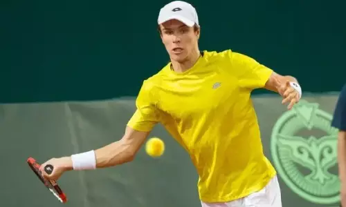 Казахстанский теннисист вышел в четвертьфинал турнира в Братиславе