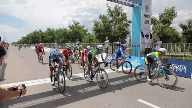 Қазақстан құрамасы велоспорттан Азия чемпионатында көш бастады